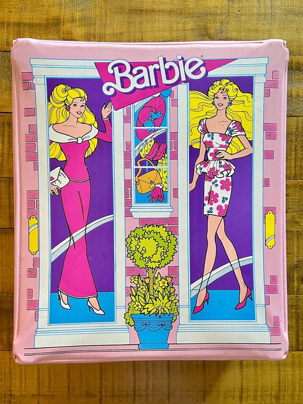 Vintage 1988 Retro Pink Vinyl Barbie Doll Case Fold Out